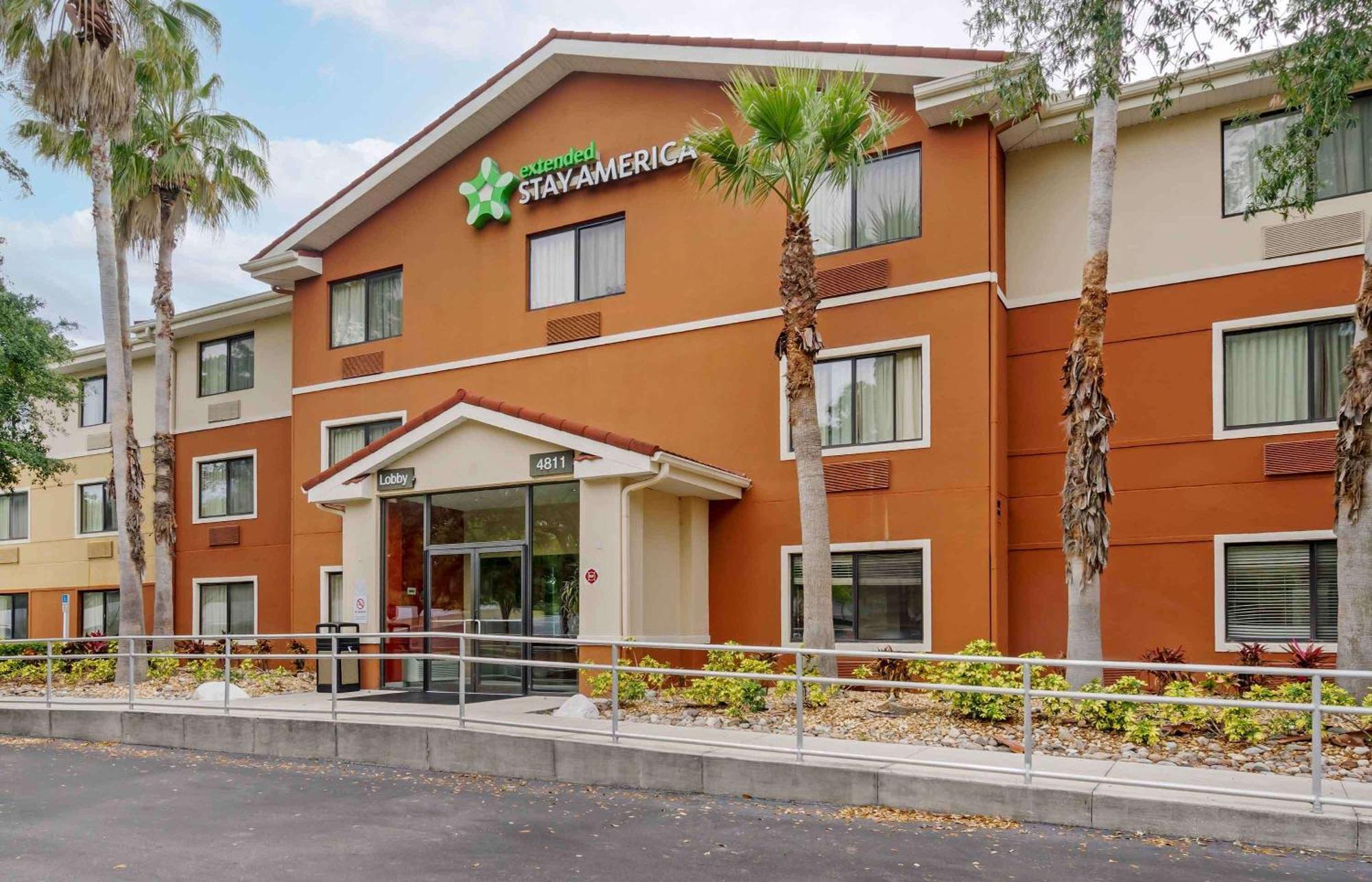 Extended Stay America Select Suites Tampa Airport Memorial Hwy Esterno foto